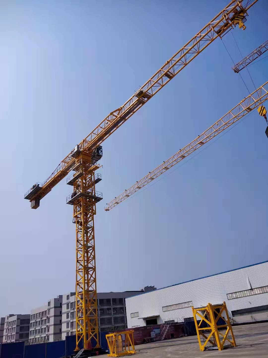 Flat top tower cranes，7027-12T 4