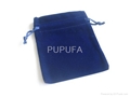 Assorted colors velvet pouches