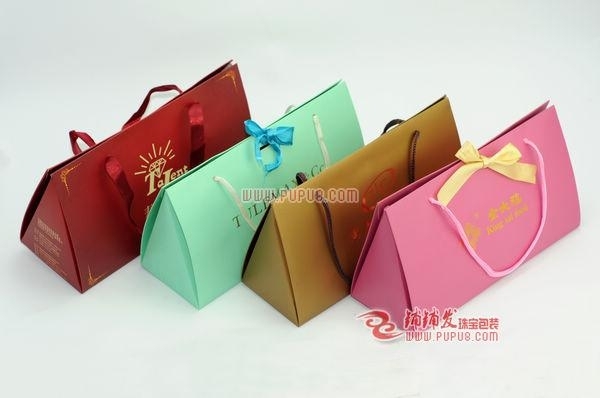 Triangle Paper gift bag